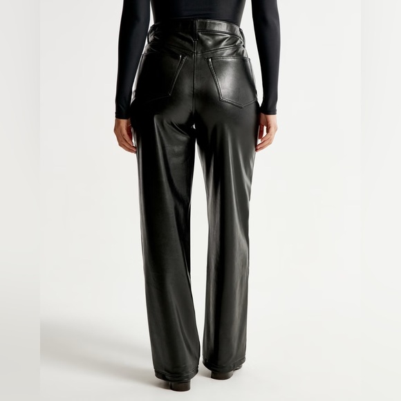 Curve Love Vegan high rise loose pant - Picture 4 of 6